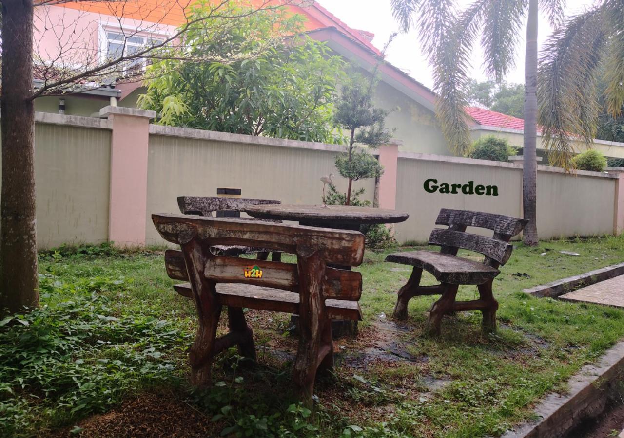 H2H - Cy Botani Vacation House Ipoh Dış mekan fotoğraf